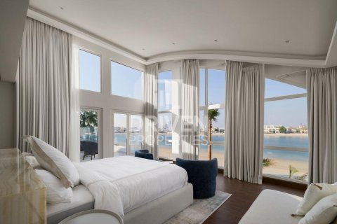 Villa in Palm Jumeirah, Dubai 6 bedrooms, 650 sq.m. № 86205 - photo 8