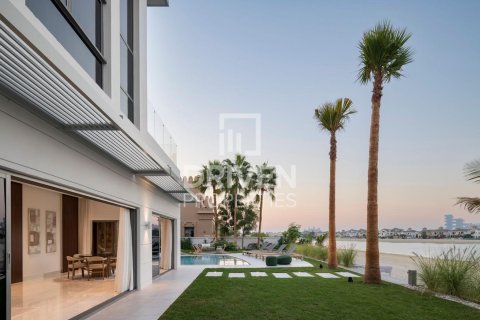 Villa in Palm Jumeirah, Dubai 6 bedrooms, 650 sq.m. № 86205 - photo 19