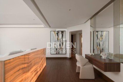Villa in Palm Jumeirah, Dubai 6 bedrooms, 650 sq.m. № 86205 - photo 7