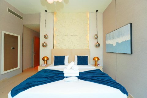 Apartment in Downtown Dubai (Downtown Burj Dubai), Dubai 3 bedrooms, 140 sq.m. № 134073 - photo 7