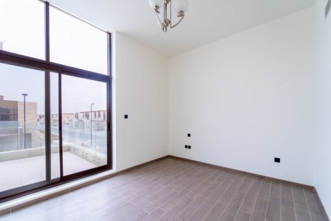 Townhouse in Wadi Al Safa 3, Dubai 4 bedrooms, 288 sq.m. № 134075 - photo 12