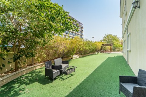 Villa in Jumeirah Village Triangle, Dubai 5 bedrooms, 399 sq.m. № 134076 - photo 3