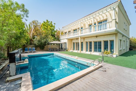 Villa in Jumeirah Village Triangle, Dubai 5 bedrooms, 399 sq.m. № 134076