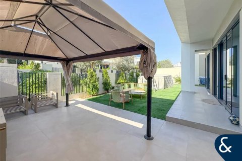 Купить виллу в Tilal Al Ghaf, Дубай: 4 спальни, 373м², № 88530 - фото 11