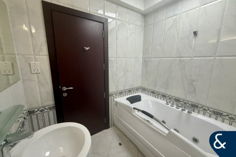 Adosado en Al Furjan, Dubai, 4 dormitorios, 302 m², № 88537 - foto 12