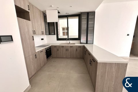 Купить таунхаус в Джумейра Вилладж Серкл, Дубай: 4 спальни, 212м², № 88533 - фото 6