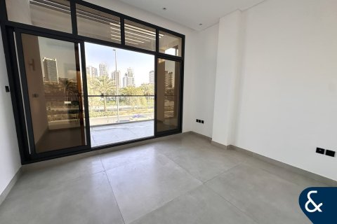 Купить таунхаус в Джумейра Вилладж Серкл, Дубай: 4 спальни, 212м², № 88533 - фото 16