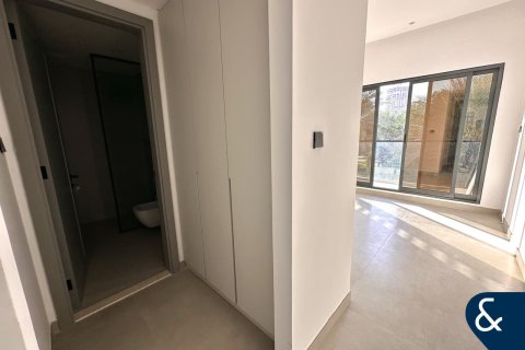 Купить таунхаус в Джумейра Вилладж Серкл, Дубай: 4 спальни, 212м², № 88533 - фото 10
