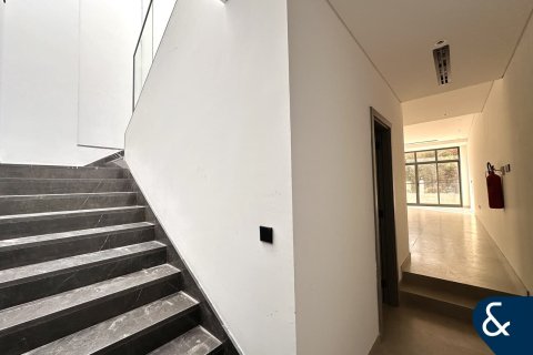 Купить таунхаус в Джумейра Вилладж Серкл, Дубай: 4 спальни, 212м², № 88533 - фото 7