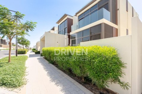 Villa in Golf Place, Dubai Hills Estate, Dubai 4 bedrooms, 501 sq.m. № 65053 - photo 29