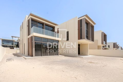 Villa in Golf Place, Dubai Hills Estate, Dubai 4 bedrooms, 501 sq.m. № 65053 - photo 9