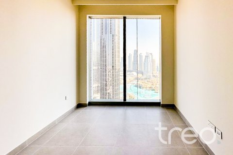 Apartamento en Burj Khalifa, Dubai, 3 dormitorios, 160.07 m², № 119827 - foto 12