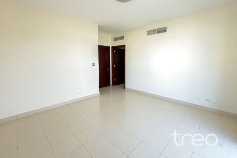 Снять в аренду виллу в Арабиан Ранчес, Дубай: 3 спальни, 253.44м², № 119823 - фото 3