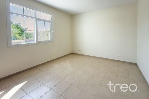 Снять в аренду виллу в Арабиан Ранчес, Дубай: 3 спальни, 253.44м², № 119823 - фото 6