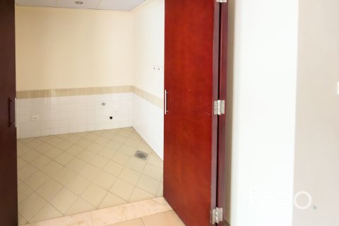 Снять в аренду виллу в Арабиан Ранчес, Дубай: 3 спальни, 253.44м², № 119823 - фото 2