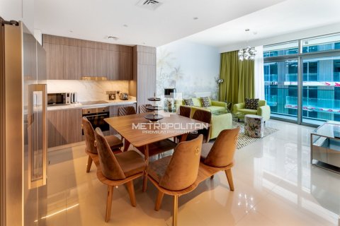 Apartment in EMAAR Beachfront, Dubai Harbour, Dubai 2 bedrooms, 106 sq.m. № 8711 - photo 5