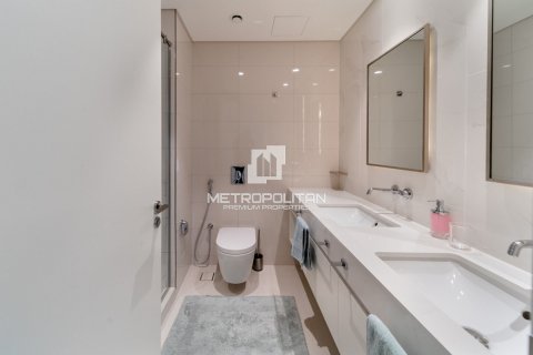 Apartment in EMAAR Beachfront, Dubai Harbour, Dubai 2 bedrooms, 106 sq.m. № 8711 - photo 22