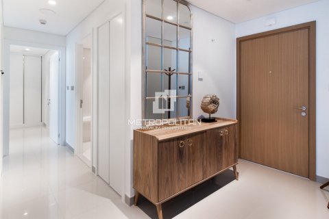 Apartment in EMAAR Beachfront, Dubai Harbour, Dubai 2 bedrooms, 106 sq.m. № 8711 - photo 16