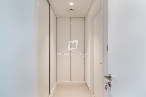 Apartment in EMAAR Beachfront, Dubai Harbour, Dubai 2 bedrooms, 106 sq.m. № 8711 - photo 21
