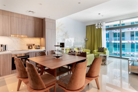 Apartment in EMAAR Beachfront, Dubai Harbour, Dubai 2 bedrooms, 106 sq.m. № 8711 - photo 4