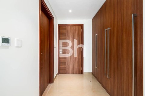 Apartment in Downtown Dubai (Downtown Burj Dubai), Dubai 3 bedrooms, 203 sq.m. № 56314 - photo 18