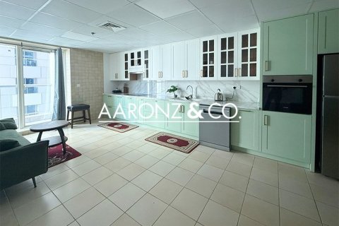 Apartamento en Emirates Crown, Dubai Marina, Dubai, 2 dormitorios, 229 m², № 96663 - foto 7