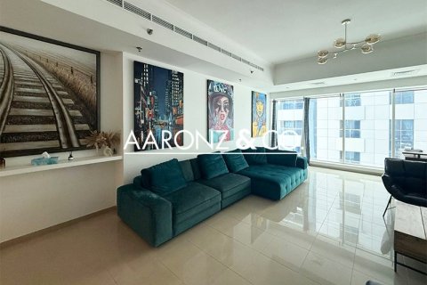 Apartamento en Emirates Crown, Dubai Marina, Dubai, 2 dormitorios, 229 m², № 96663 - foto 3