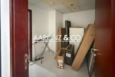 Apartamento en Emirates Crown, Dubai Marina, Dubai, 2 dormitorios, 229 m², № 96663 - foto 17