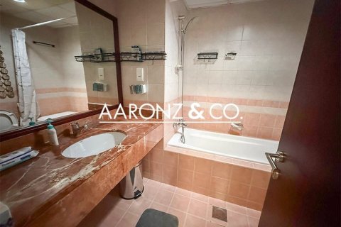 Apartamento en Emirates Crown, Dubai Marina, Dubai, 2 dormitorios, 229 m², № 96663 - foto 21