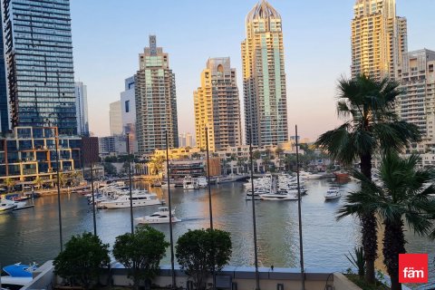 Apartment in Dubai Marina, Dubai 3 bedrooms, 152.8 sq.m. № 59852 - photo 1