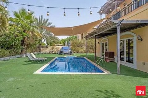 Villa in Dubai 5 bedrooms, 766.9 sq.m. № 59693 - photo 5