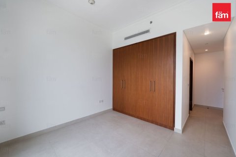Apartment in The Hills, Dubai 3 bedrooms, 165.6 sq.m. № 133181 - photo 16