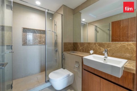 Apartment in The Hills, Dubai 3 bedrooms, 165.6 sq.m. № 133181 - photo 8