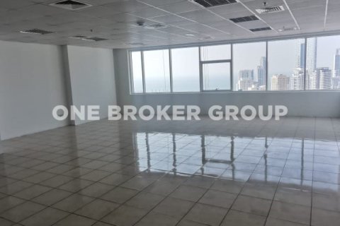Office in Jumeirah Lake Towers, Dubai 576.9 sq.m. № 826 - photo 11