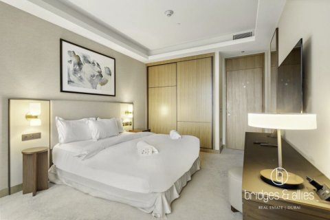 Снять в аренду квартиру в Даунтаун Дубай (Даунтаун Бурдж Дубай), Дубай: 2 спальни, 110.2м², № 77156 - фото 9