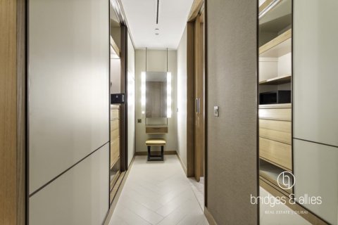 Снять в аренду квартиру в Даунтаун Дубай (Даунтаун Бурдж Дубай), Дубай: 2 спальни, 110.2м², № 77156 - фото 13