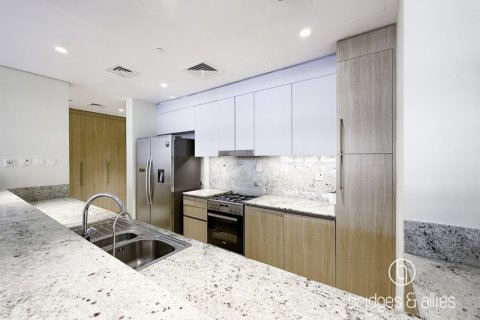 Снять в аренду квартиру в Дубай Хилс Эстейт, Дубай: 2 спальни, 120.5м², № 77158 - фото 7