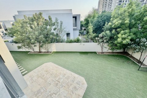 Снять в аренду виллу в Дубай Хилс Эстейт, Дубай: 4 спальни, 602.7м², № 77146 - фото 25