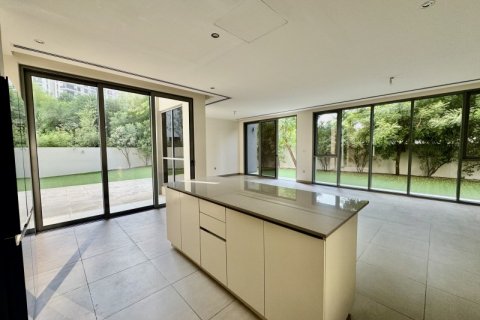 Снять в аренду виллу в Дубай Хилс Эстейт, Дубай: 4 спальни, 602.7м², № 77146 - фото 12