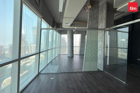 Снять в аренду офис в Бизнес-Бэе, Дубай: 48.8м², № 142023 - фото 7