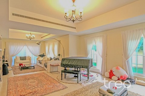 Villa in Arabian Ranches, Dubai 5 bedrooms, 450.3 sq.m. № 134582 - photo 4