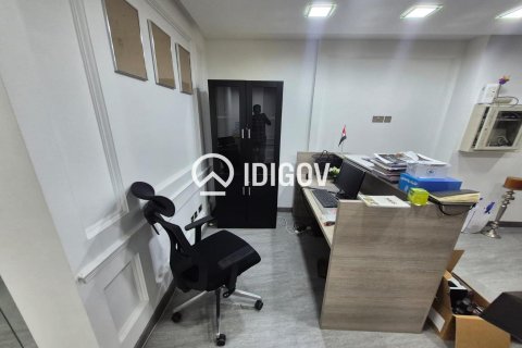 Снять в аренду офис в Бизнес-Бэе, Дубай: 75.62м², № 124646 - фото 6