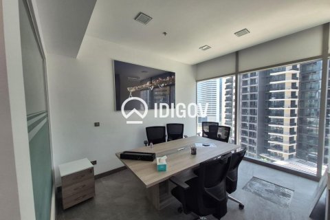 Снять в аренду офис в Бизнес-Бэе, Дубай: 75.62м², № 124646 - фото 5
