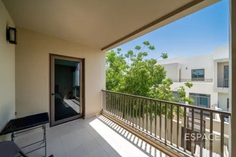 Adosado en Dubai, 4 dormitorios, 218 m², № 122420 - foto 17