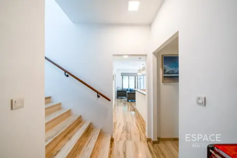 Adosado en Dubai, 4 dormitorios, 218 m², № 122420 - foto 7