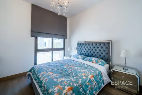 Adosado en Dubai, 4 dormitorios, 218 m², № 122420 - foto 12