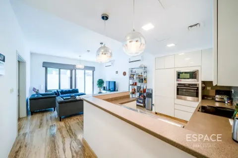 Adosado en Dubai, 4 dormitorios, 218 m², № 122420 - foto 4
