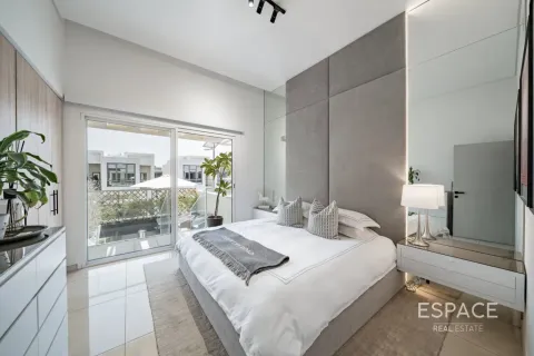 Townhouse in Al Furjan, Dubai 3 bedrooms, 292 sq.m. № 122419 - photo 11