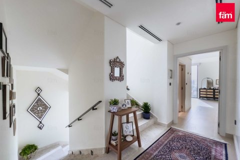 Villa in Dubai Hills Estate, Dubai 3 bedrooms, 361.4 sq.m. № 53204 - photo 12