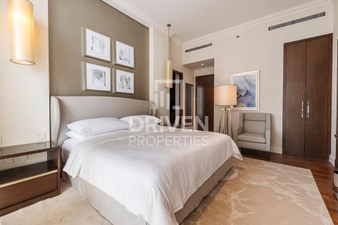 Apartamento en The Address Residence Fountain Views, Downtown Dubai (Downtown Burj Dubai), Dubai, 3 dormitorios, 214.05 m², № 136707 - foto 10